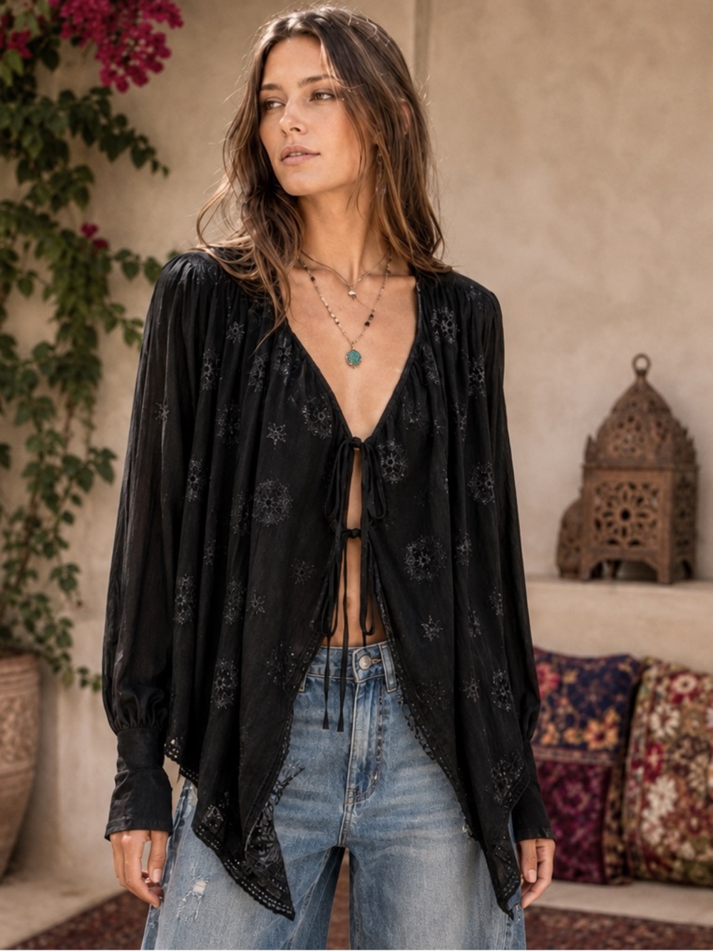 JOHNNY WAS BLACK NAVY EMBROIDERED LACE SINGLE TIE OVERSIZED EYELET KIMONO TOP XS